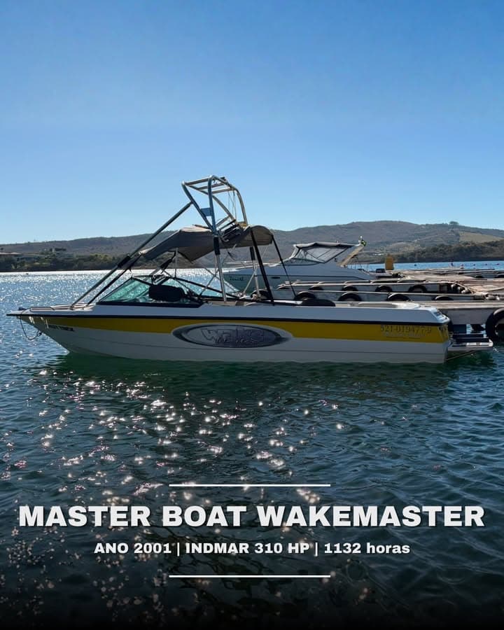 Lancha Master Boat WakeMaster 2001 para wakeboard à venda na Marreco Wake Boats