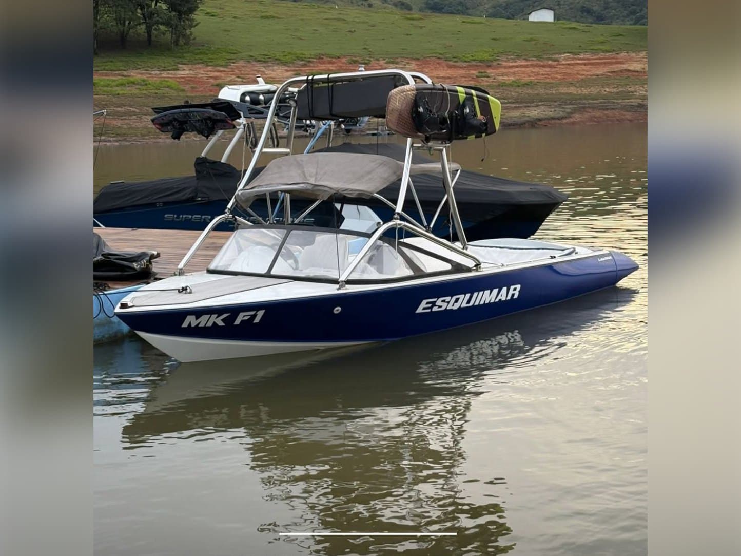 Lancha Esquimar Fase 1 1994 para wakeboard à venda na Marreco Wake Boats