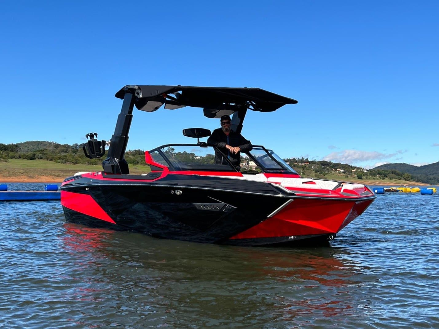 Lancha Nautique G23 Paragon 2022 para wakesurf à venda na Marreco Wake Boats